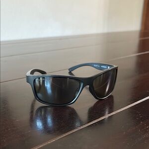 Rēvo sunglasses- mens black